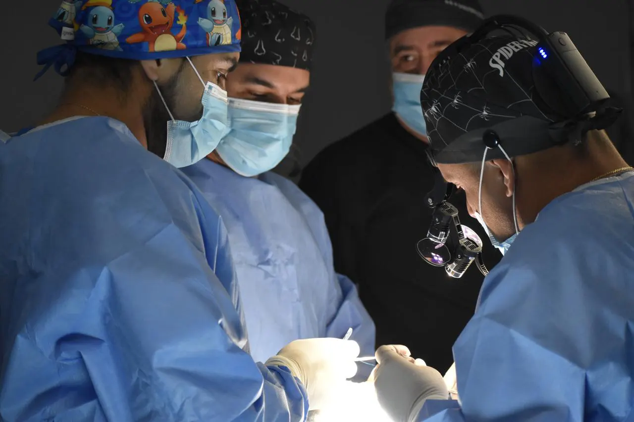 Titular: Rinoplastia con tecnología ultrasónica: salud y estética en un mismo procedimiento